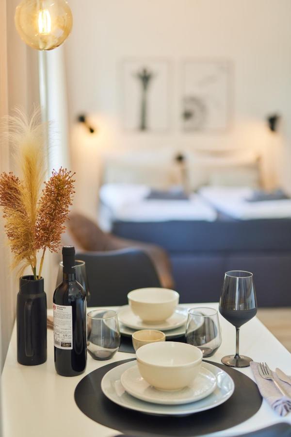 Studio3 Zentral Und Ruhig Mit Parkplatz, 5 Min Z Bali-T Und Gop, Boxspringbett Bad Oeynhausen Eksteriør bilde