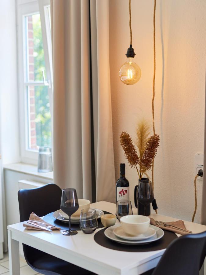 Studio3 Zentral Und Ruhig Mit Parkplatz, 5 Min Z Bali-T Und Gop, Boxspringbett Bad Oeynhausen Eksteriør bilde